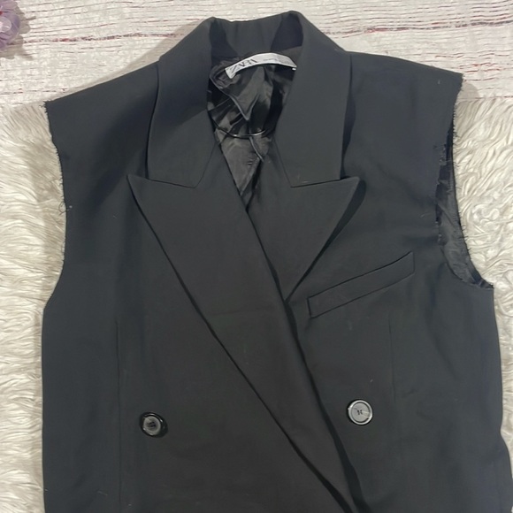Zara Black Double Breasted Button Padded Sleeveless Blazer Vest - Picture 3 of 11